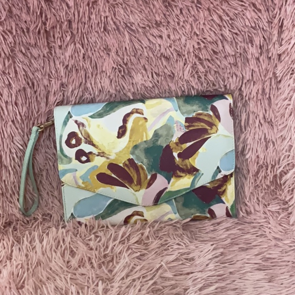 Ted Baker Floral Abstract Print Wristlet Clutch in Mint and Multicolor